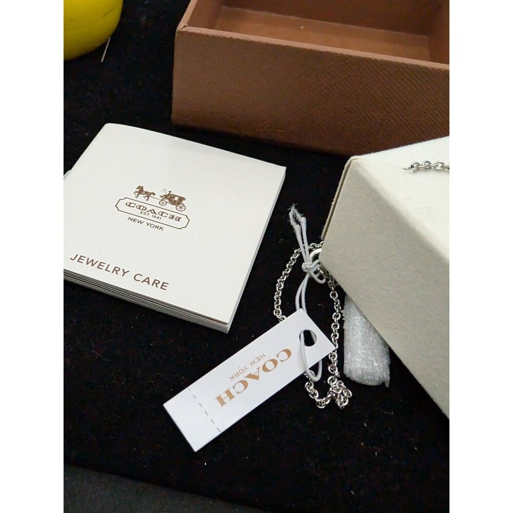 COACH Signature Circle Logo rhinestone Silver Necklace Open Damaged Box - Picture 5 of 12